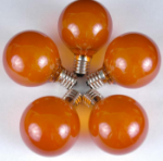 25 G50 Globe Light String Set with Orange Bulbs on Green Wire