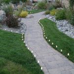 12" Universal Light Stake 25 Pack