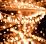 100 G30 Globe String Light Set with Clear Bulbs on Brown Wire